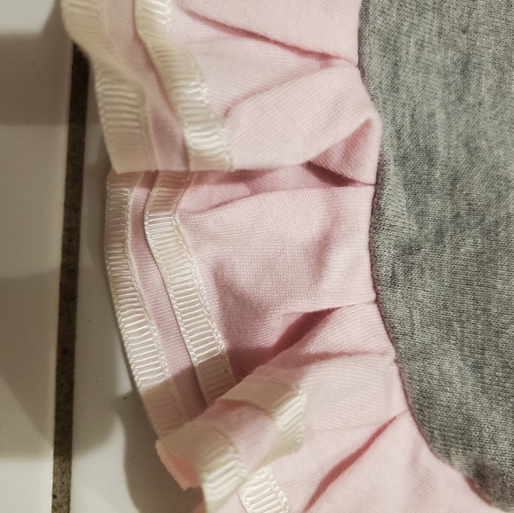 Ellen DeGeneres Dog Dress - Picture 3 of 8